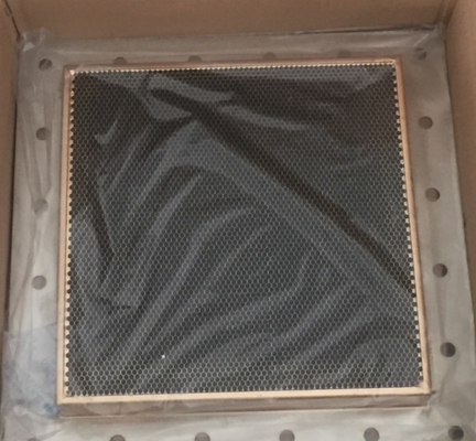 ফ্রেম সহ 300mm*300mm শিল্ডিং Emi মধুচক্র ভেন্ট